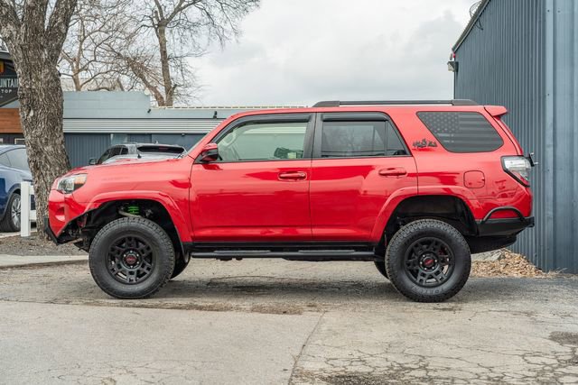 Used 2017 Toyota 4Runner TRD Pro AWD/4WD image 3