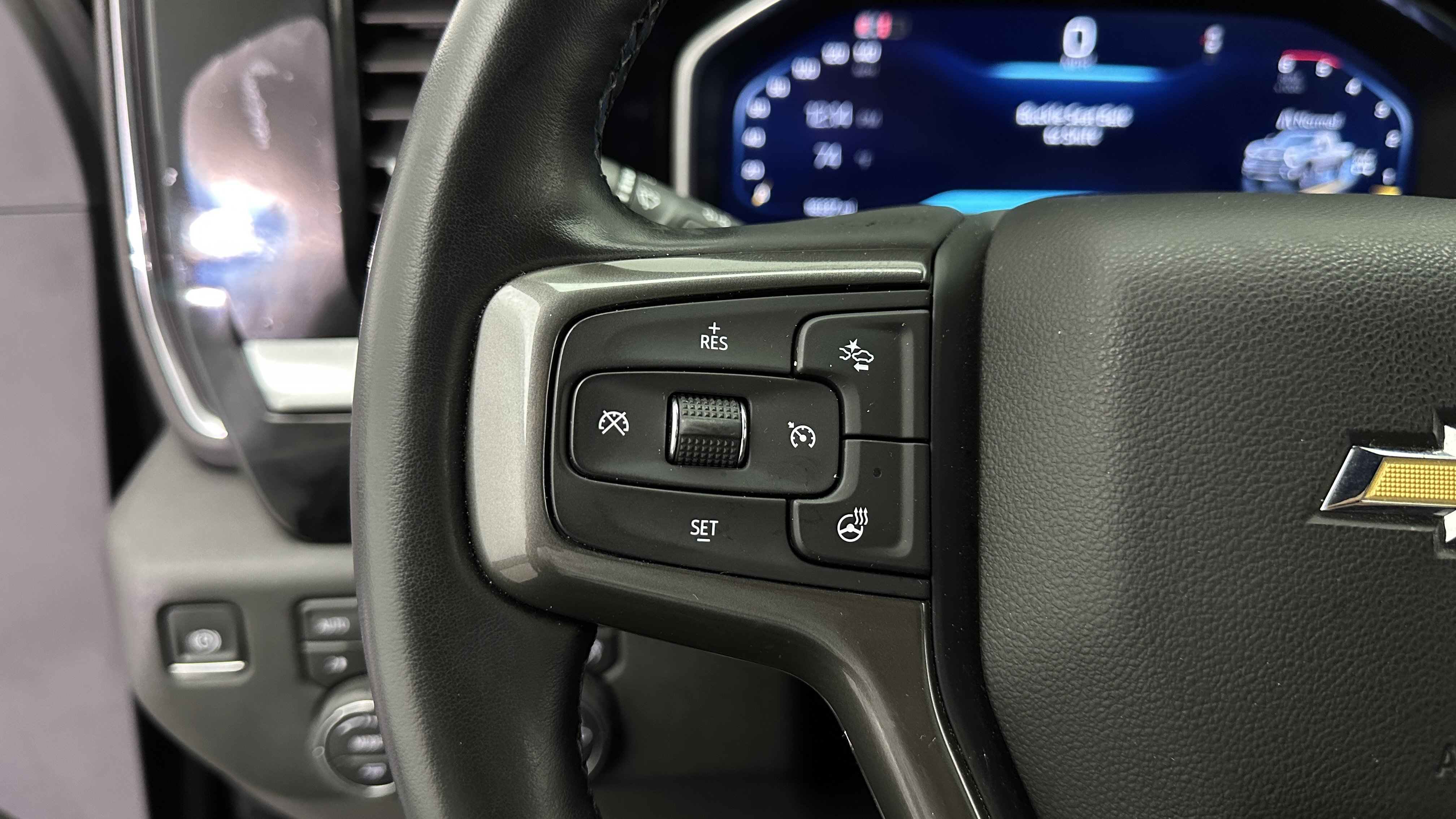 Used 2026 Chevrolet Silverado 3500 High Country AWD/4WD image 18