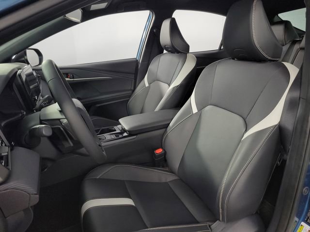 Used 2025 Toyota Camry SE image 14