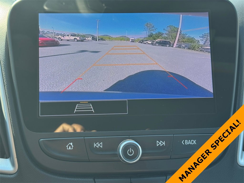 Used 2024 Chevrolet Malibu LT image 25