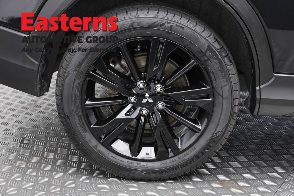 Used 2024 Mitsubishi Eclipse Cross AWD image 30