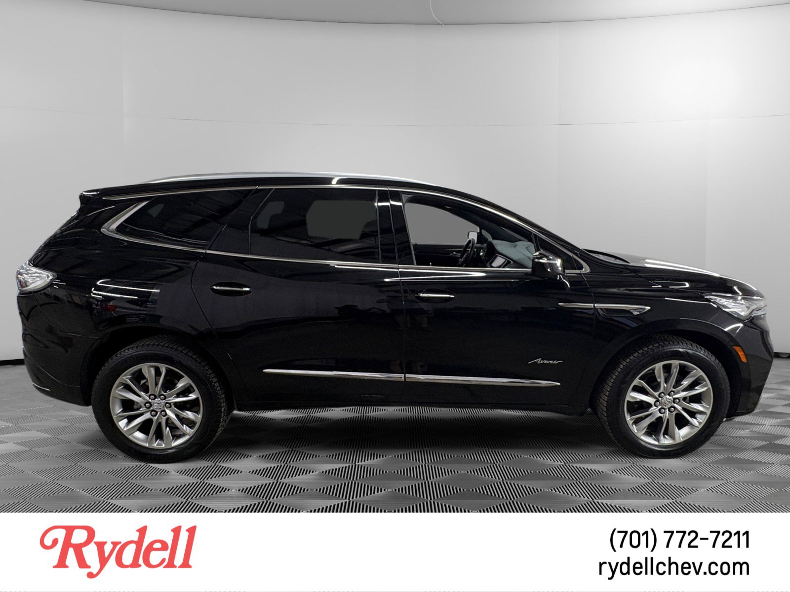 Used 2024 Buick Enclave Avenir w/ Avenir Technology Package AWD/4WD image 6