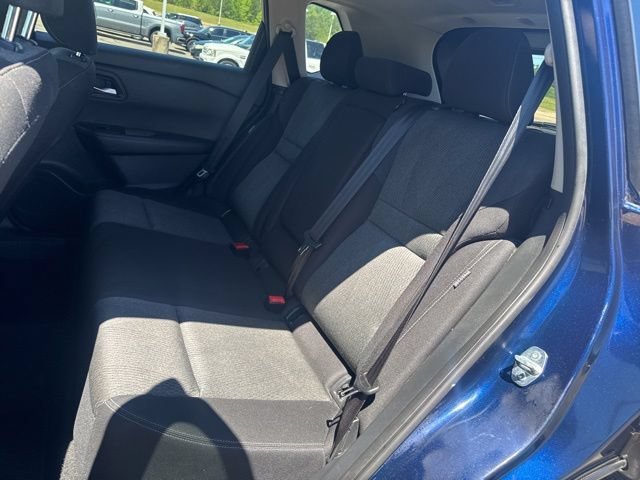 Used 2024 Nissan Rogue SV FWD image 14