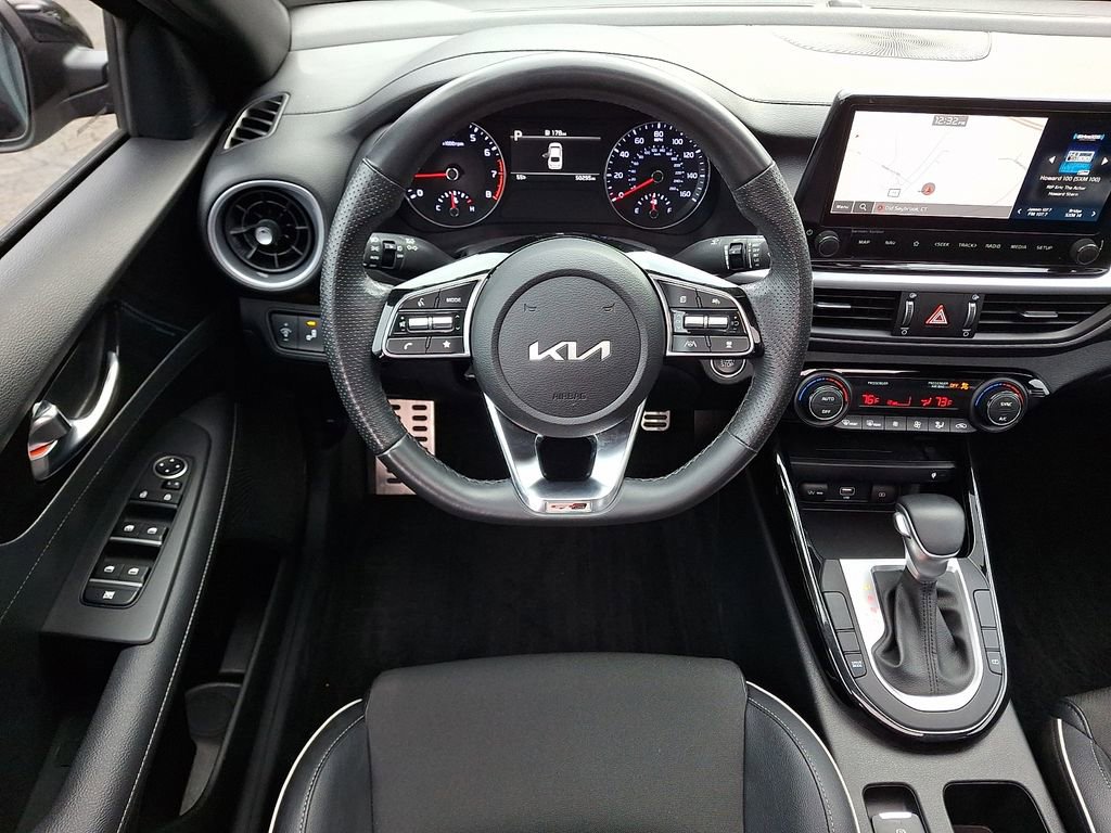 Used 2023 Kia Forte GT-Line w/ GT-Line Premium Package image 11