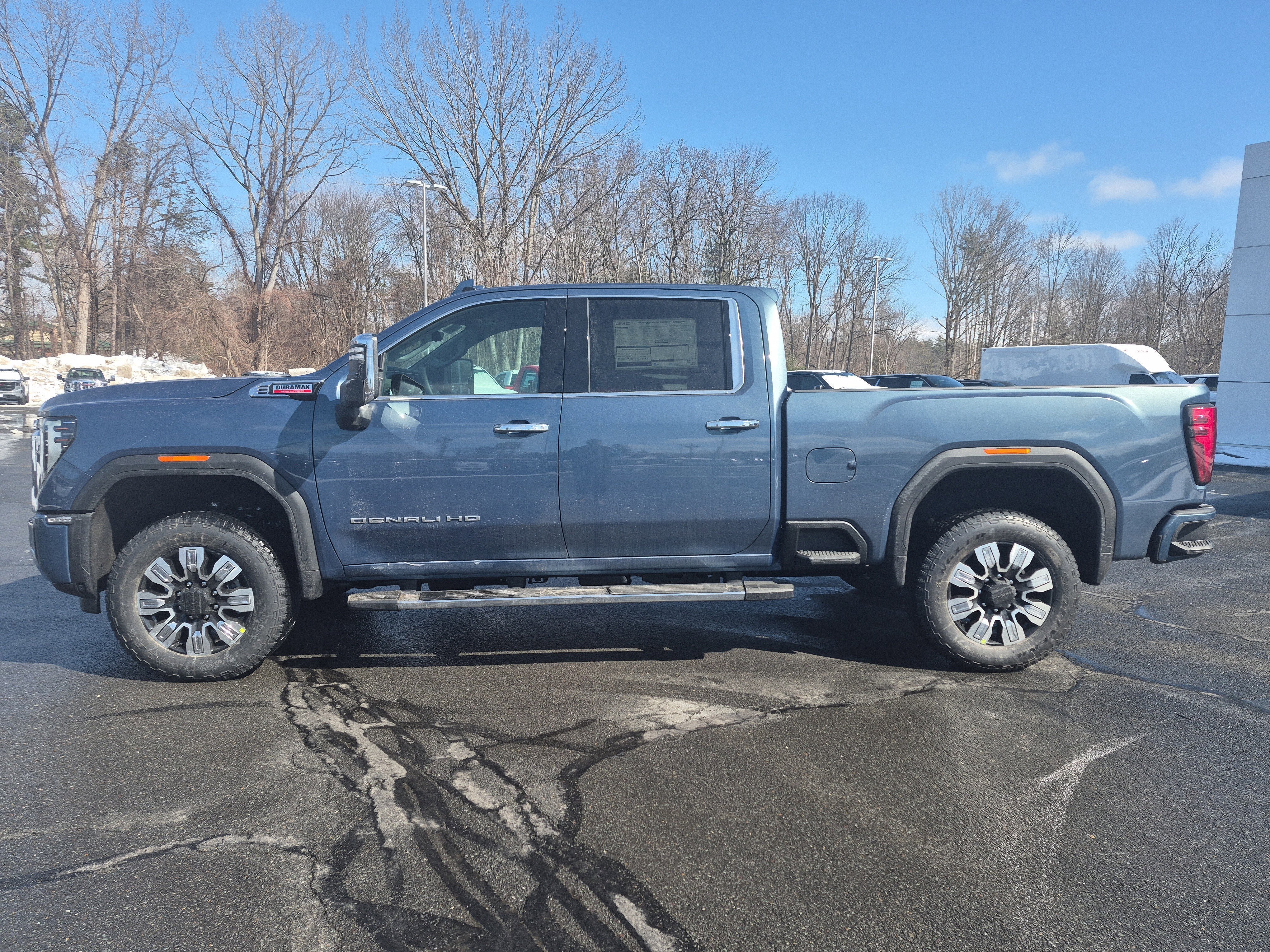 New 2026 GMC Sierra 2500 Denali w/ Denali Reserve Package AWD/4WD image 13