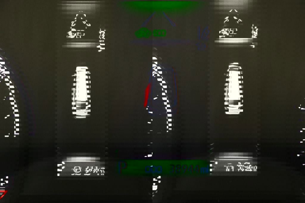 Used 2024 Toyota Sienna LE image 18