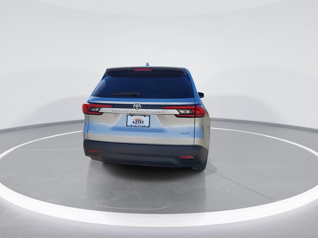 Used 2024 Toyota Grand Highlander XLE image 7