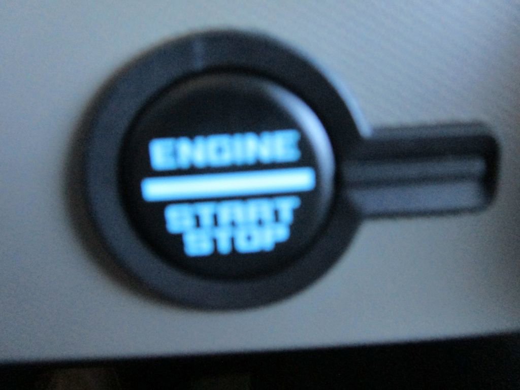 Used 2024 Ford Bronco Wildtrak image 38