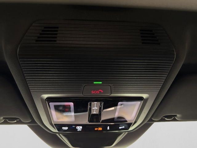 New 2026 Volkswagen GTI SE FWD image 22