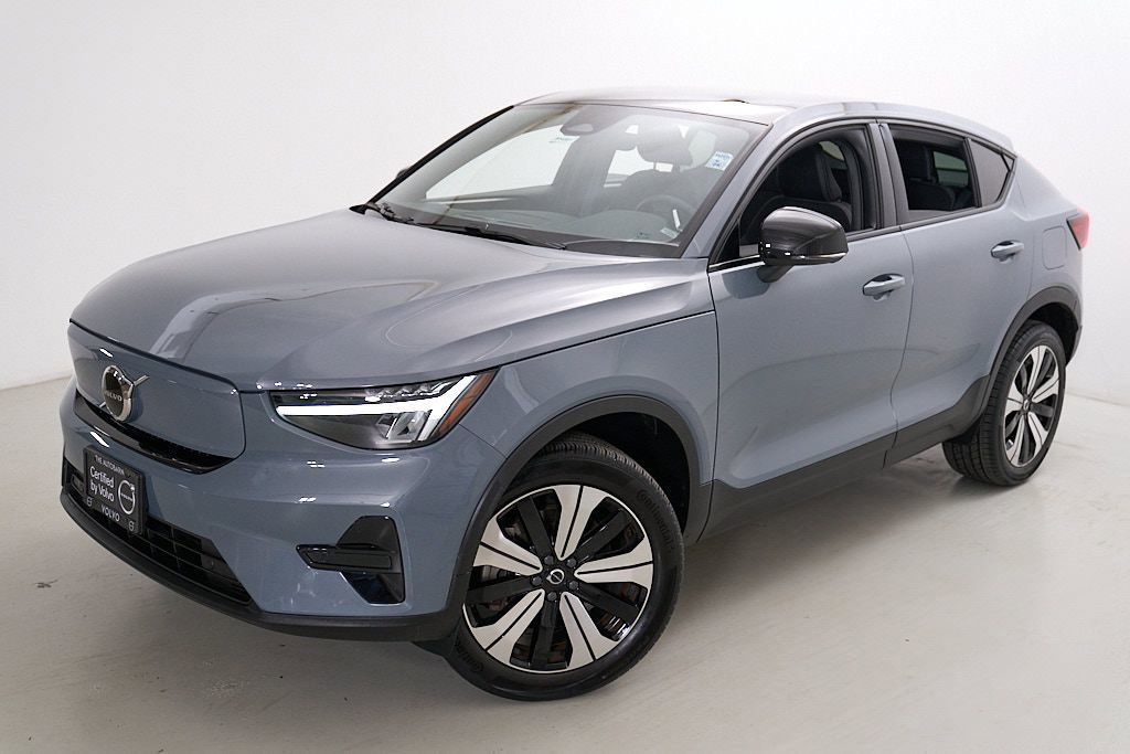 Used 2023 Volvo C40 Recharge Core AWD/4WD image 3