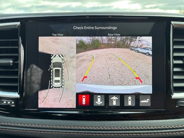 Used 2024 Chrysler Pacifica Pinnacle FWD image 25