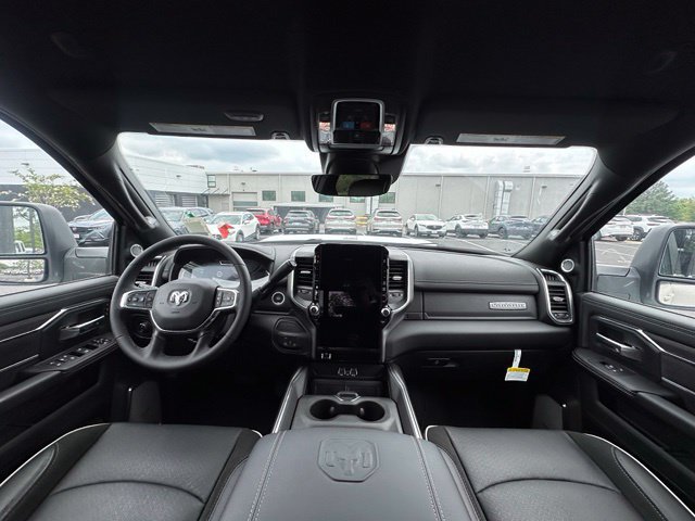 New 2026 RAM 2500 Laramie AWD/4WD image 2