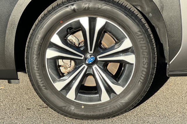Certified 2023 Subaru Solterra AWD image 32
