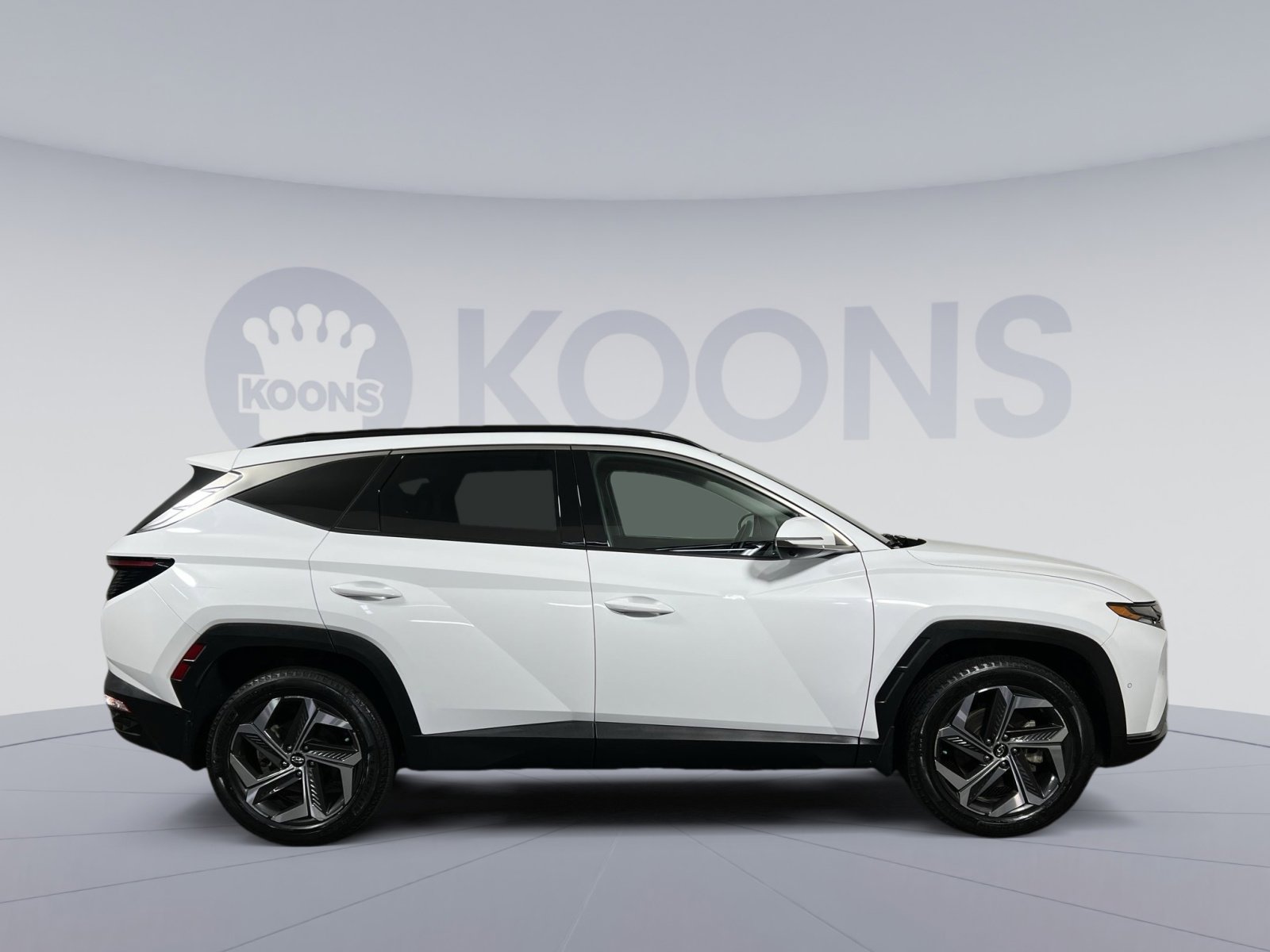 Used 2023 Hyundai Tucson Limited w/ Winter Package image 8