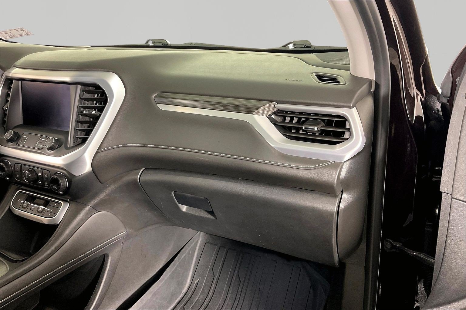 Used 2021 GMC Acadia SLT w/ LPO, Adventure Package AWD/4WD image 15