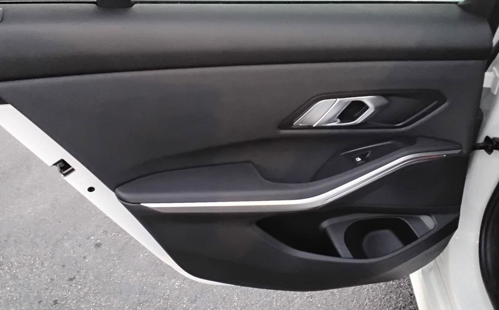 Used 2021 BMW 330i Sedan w/ Convenience Package image 19