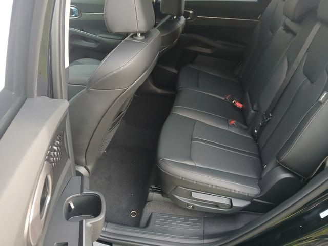 New 2026 Kia Sorento S w/ S Panoramic Sunroof Package FWD image 38