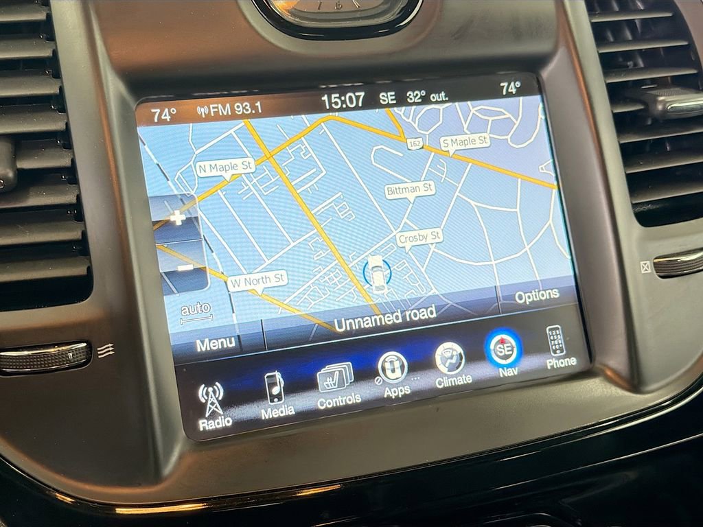 Used 2016 Chrysler 300 S image 13