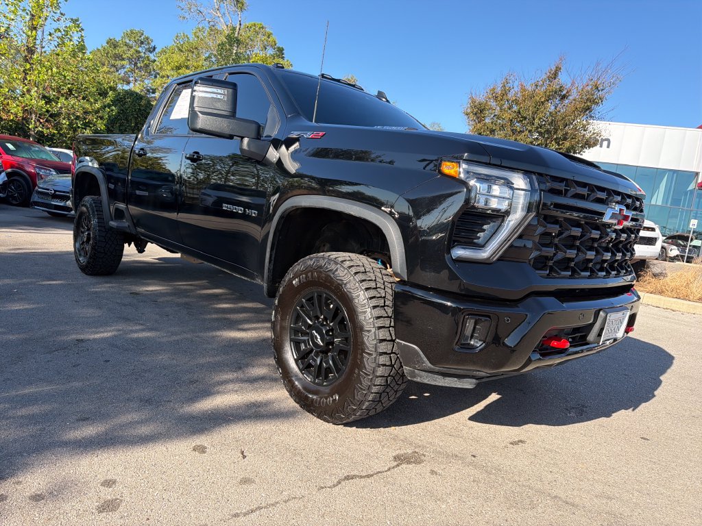 Used 2026 Chevrolet Silverado 2500 ZR2 AWD/4WD image 2