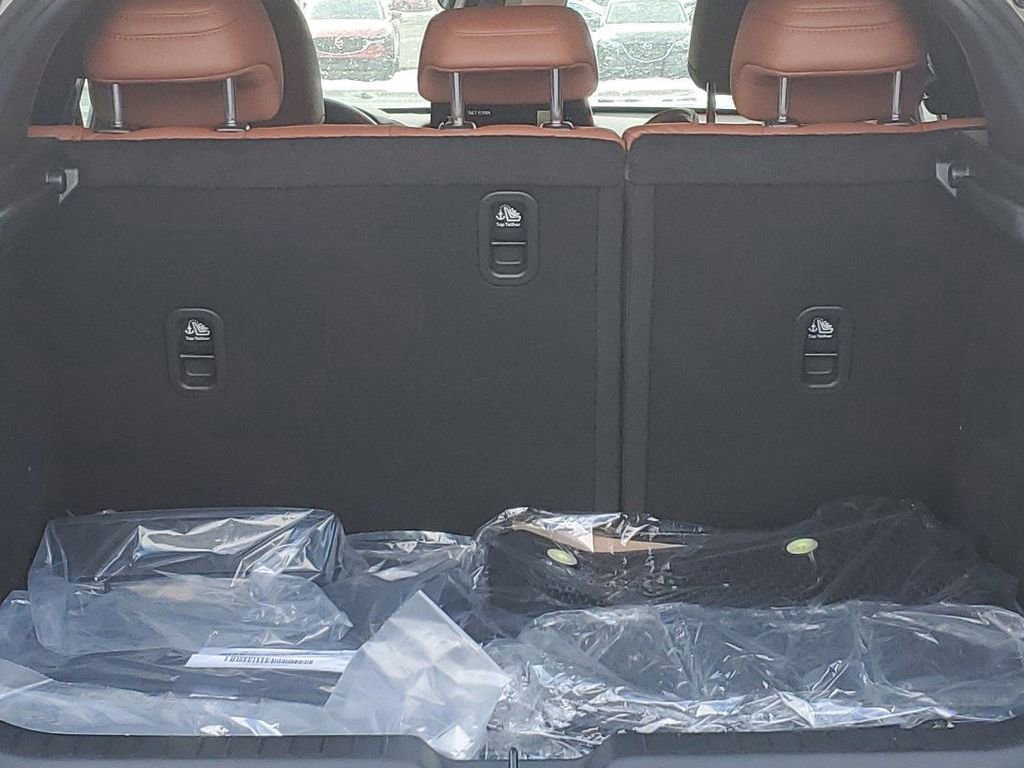 Used 2025 MAZDA CX-30 Carbon image 10