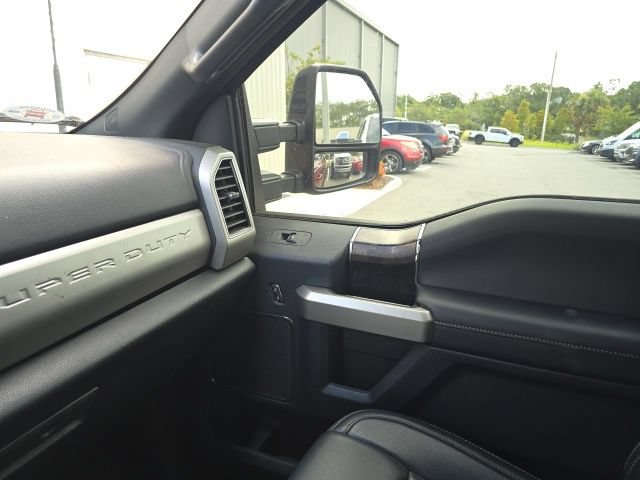 Used 2022 Ford F250 Lariat w/ Black Appearance Package AWD/4WD image 12