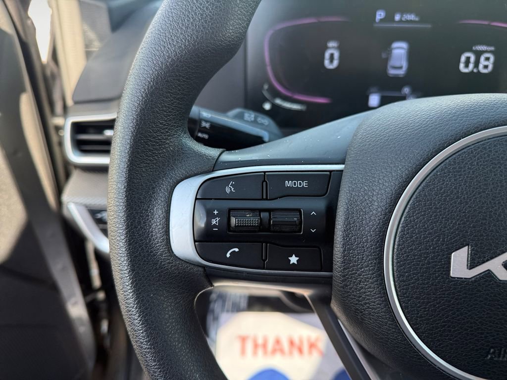 Used 2024 Kia Sportage LX image 17