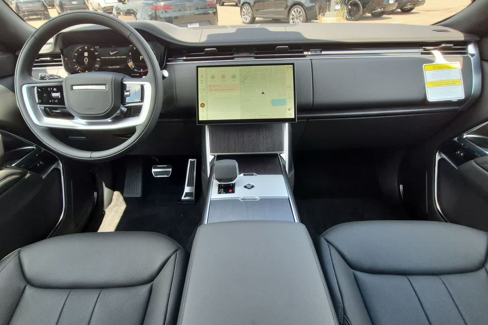 New 2026 Land Rover Range Rover Long Wheelbase SE AWD/4WD image 15