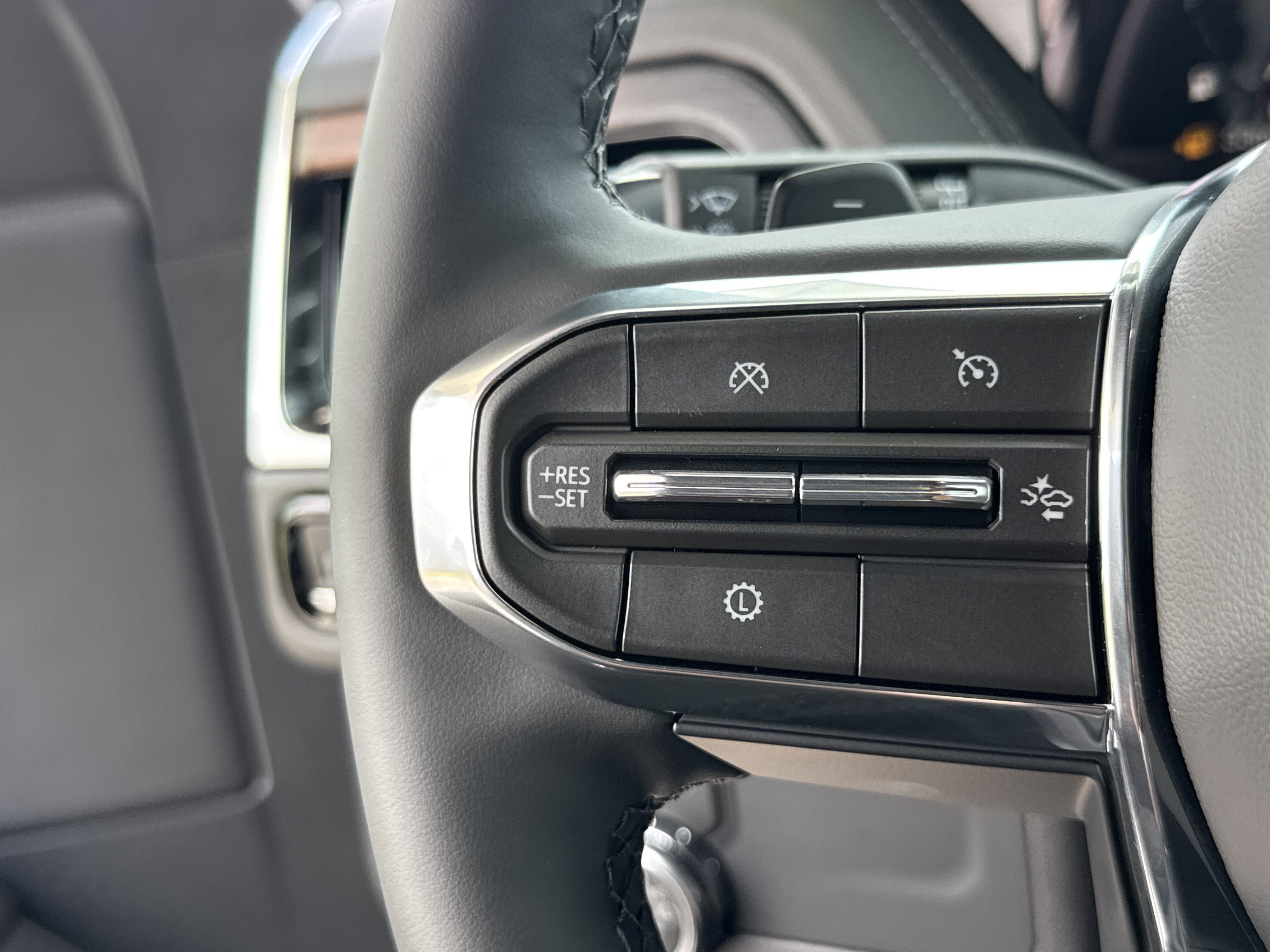 New 2026 GMC Yukon XL Denali AWD/4WD image 19
