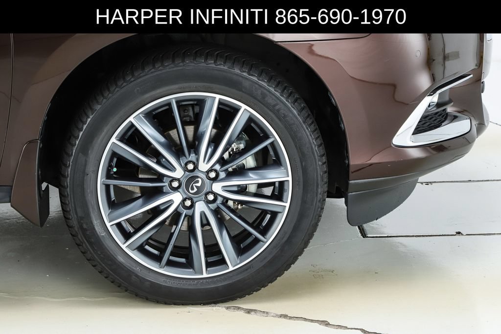 Used 2020 INFINITI QX60 Luxe w/ Sensory Package AWD/4WD image 15