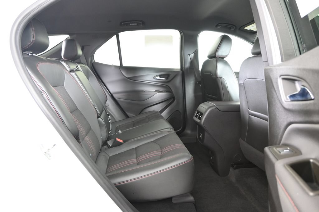 Used 2024 Chevrolet Equinox RS AWD/4WD image 15