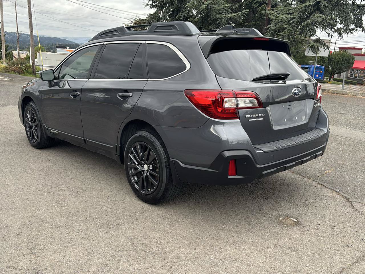 Used 2018 Subaru Outback 2.5i Limited AWD/4WD image 31