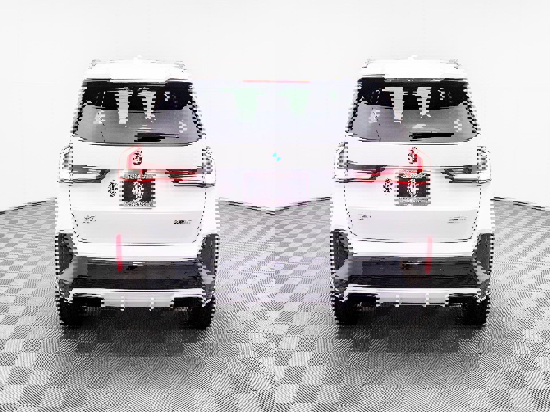 Used 2026 BMW X1 xDrive28i image 5