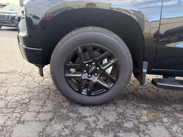 New 2026 Chevrolet Silverado 1500 Custom AWD/4WD image 25