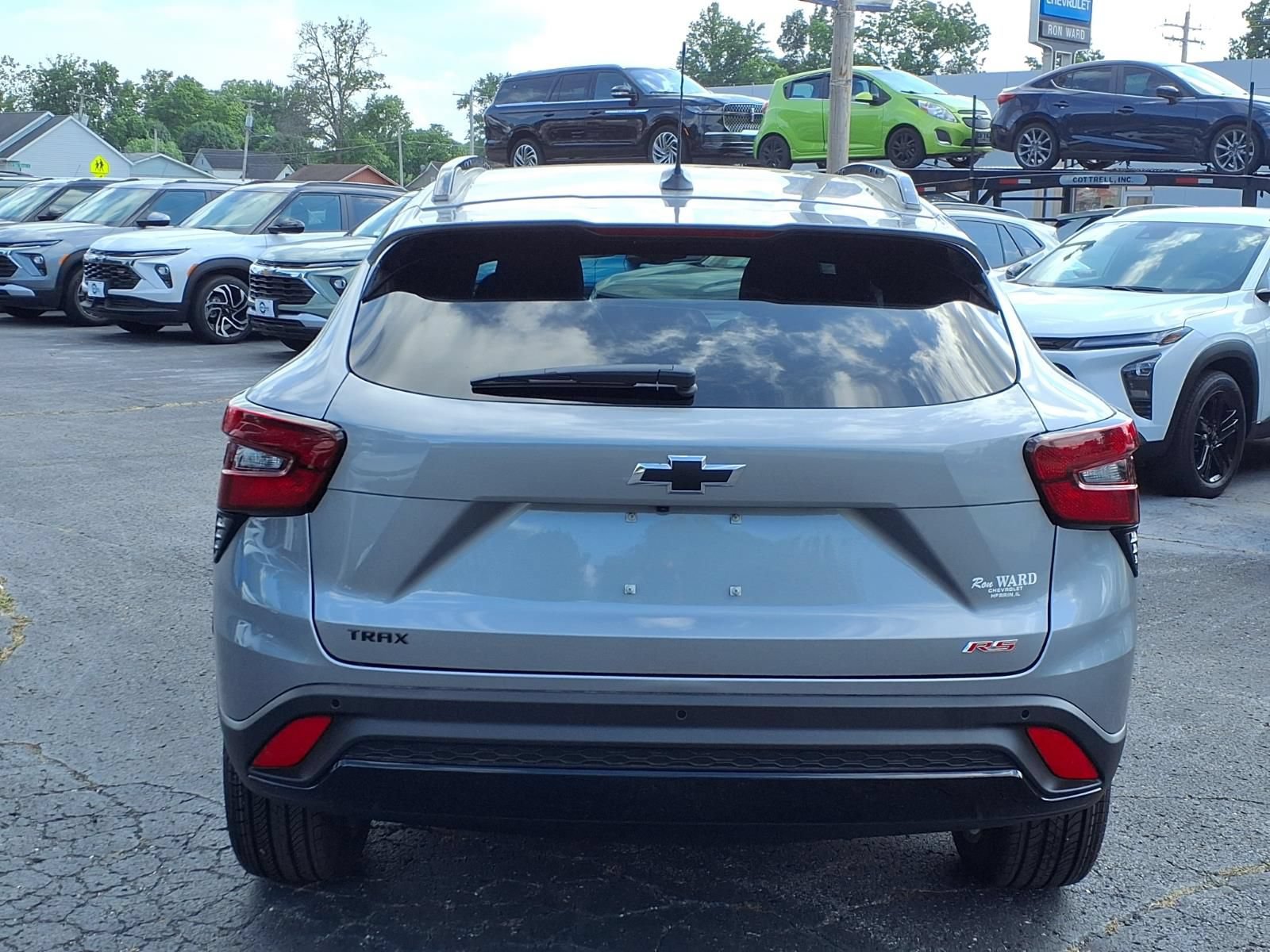 New 2026 Chevrolet Trax RS w/ Driver Confidence Package FWD image 16