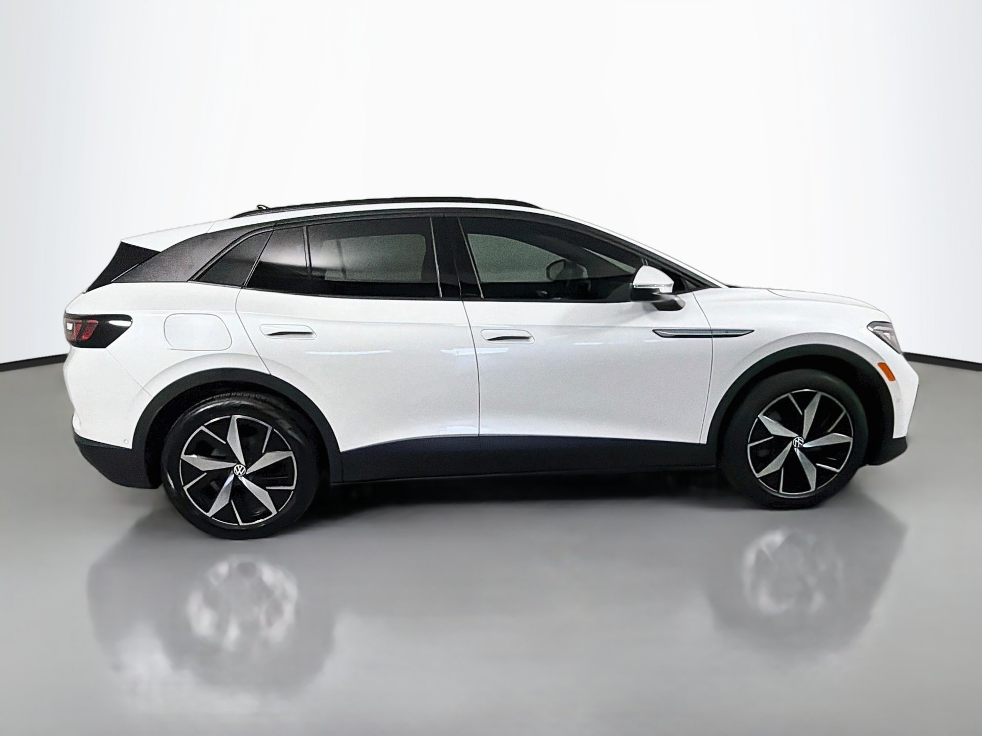 Certified 2023 Volkswagen ID.4 S RWD image 4