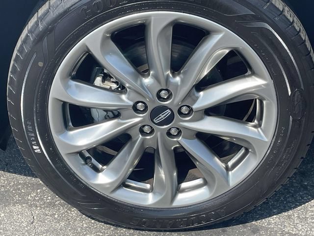 Used 2022 Lincoln Corsair AWD w/ Premium Package image 8