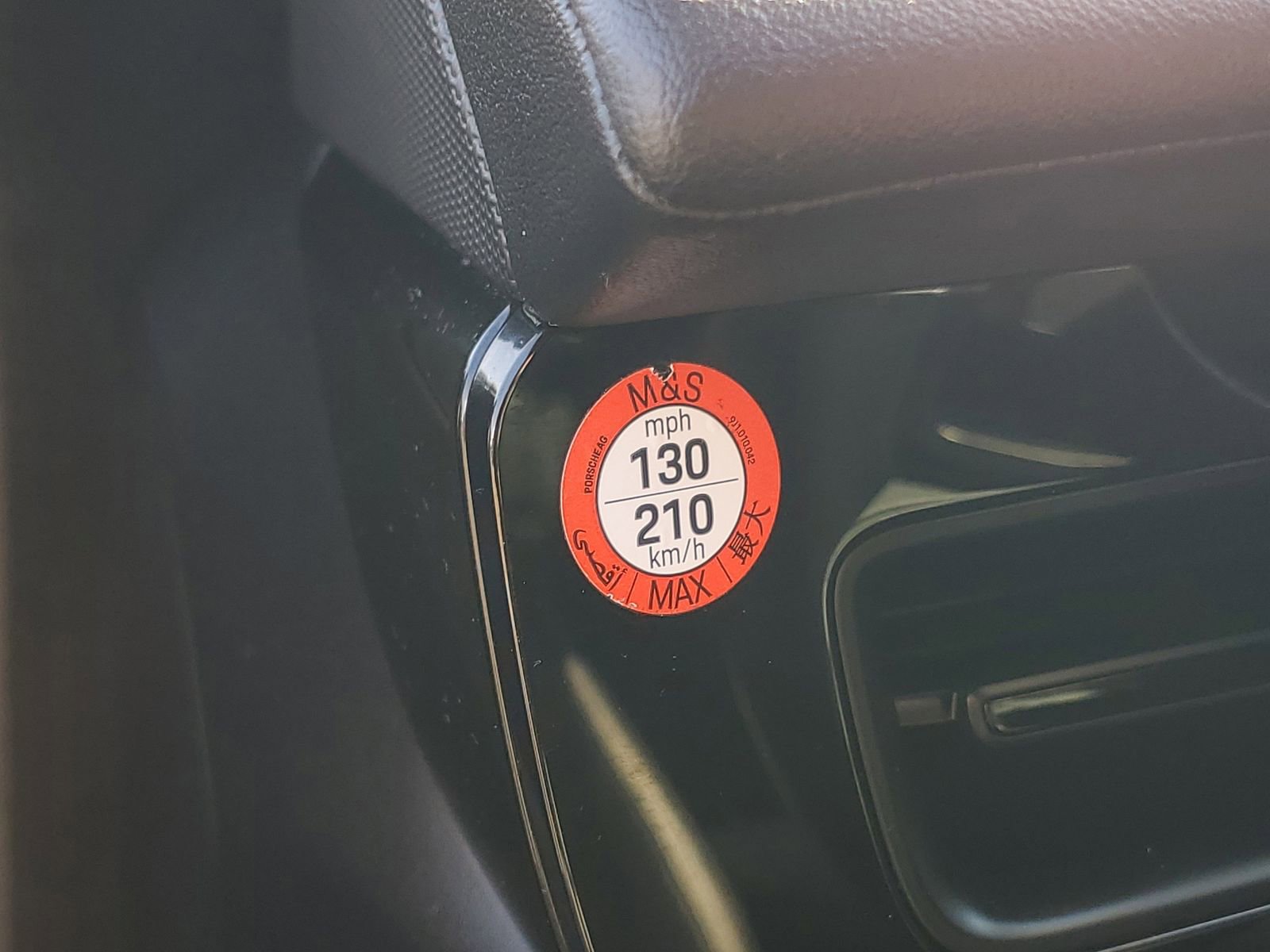 Used 2022 Porsche Taycan image 22