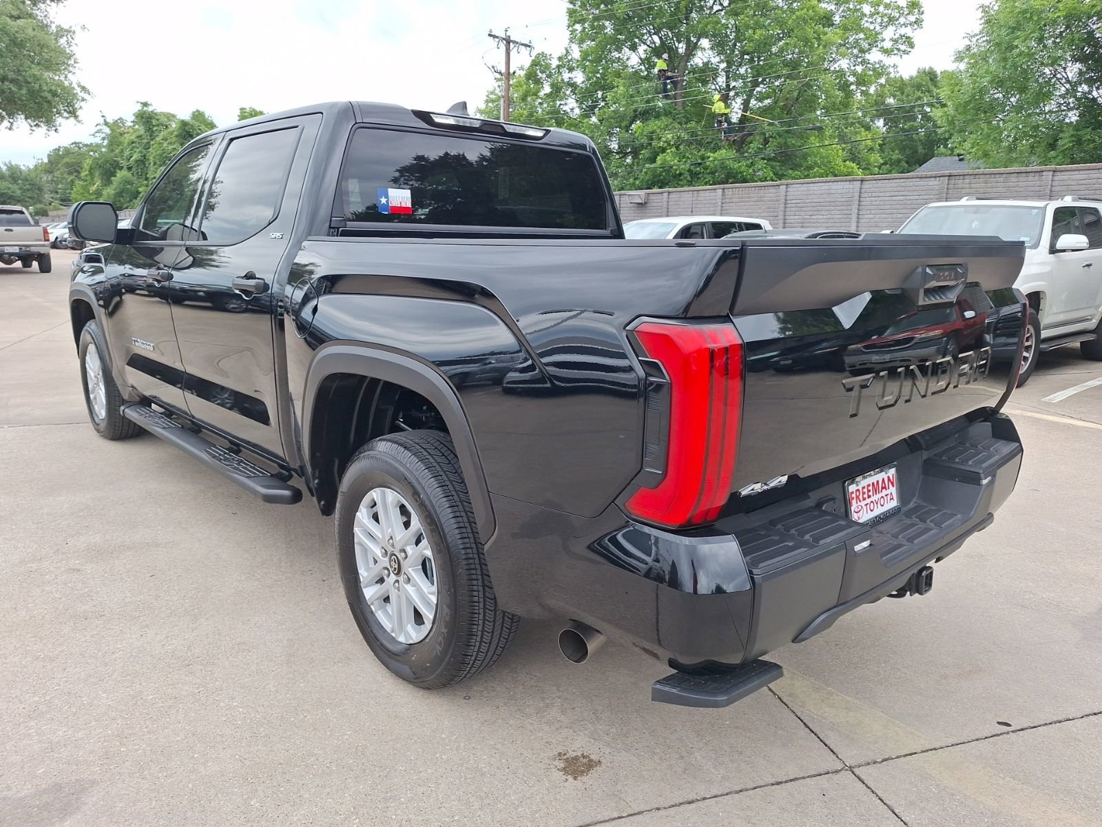 Used 2026 Toyota Tundra SR5 AWD/4WD image 2