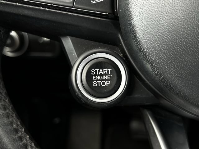 Used 2021 Alfa Romeo Stelvio Sprint w/ Nero Edizione RWD image 22