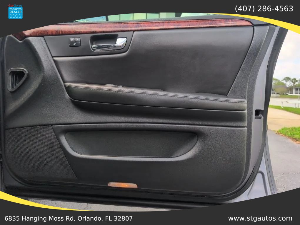 Used 2007 Cadillac DTS w/ Trunk Convenience Package FWD image 23