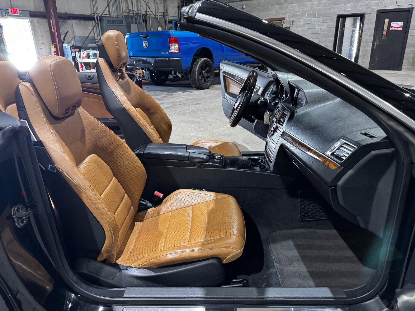 Used 2016 Mercedes-Benz E 400 Cabriolet w/ Premium 2 Package image 23