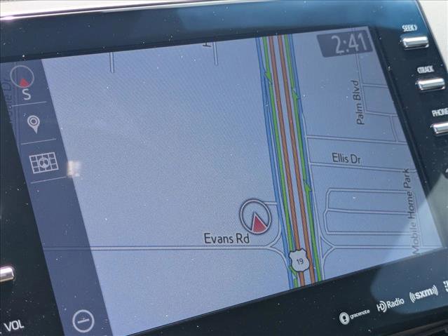 Used 2020 Toyota Avalon Limited FWD image 12