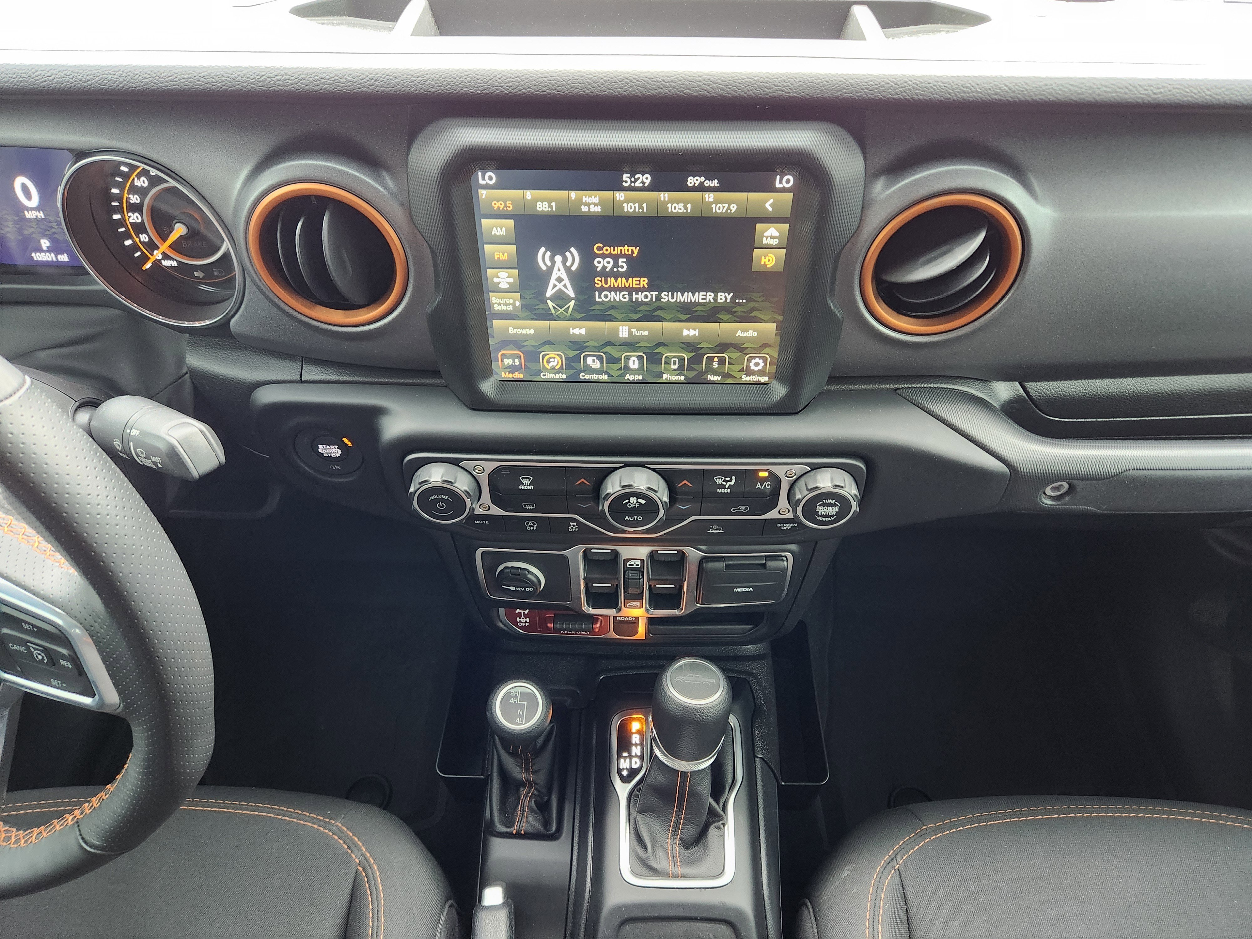 Used 2023 Jeep Gladiator Mojave w/ Trailer Tow Package image 16