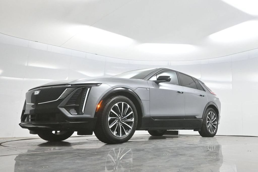 Used 2024 Cadillac Lyriq Sport RWD image 56