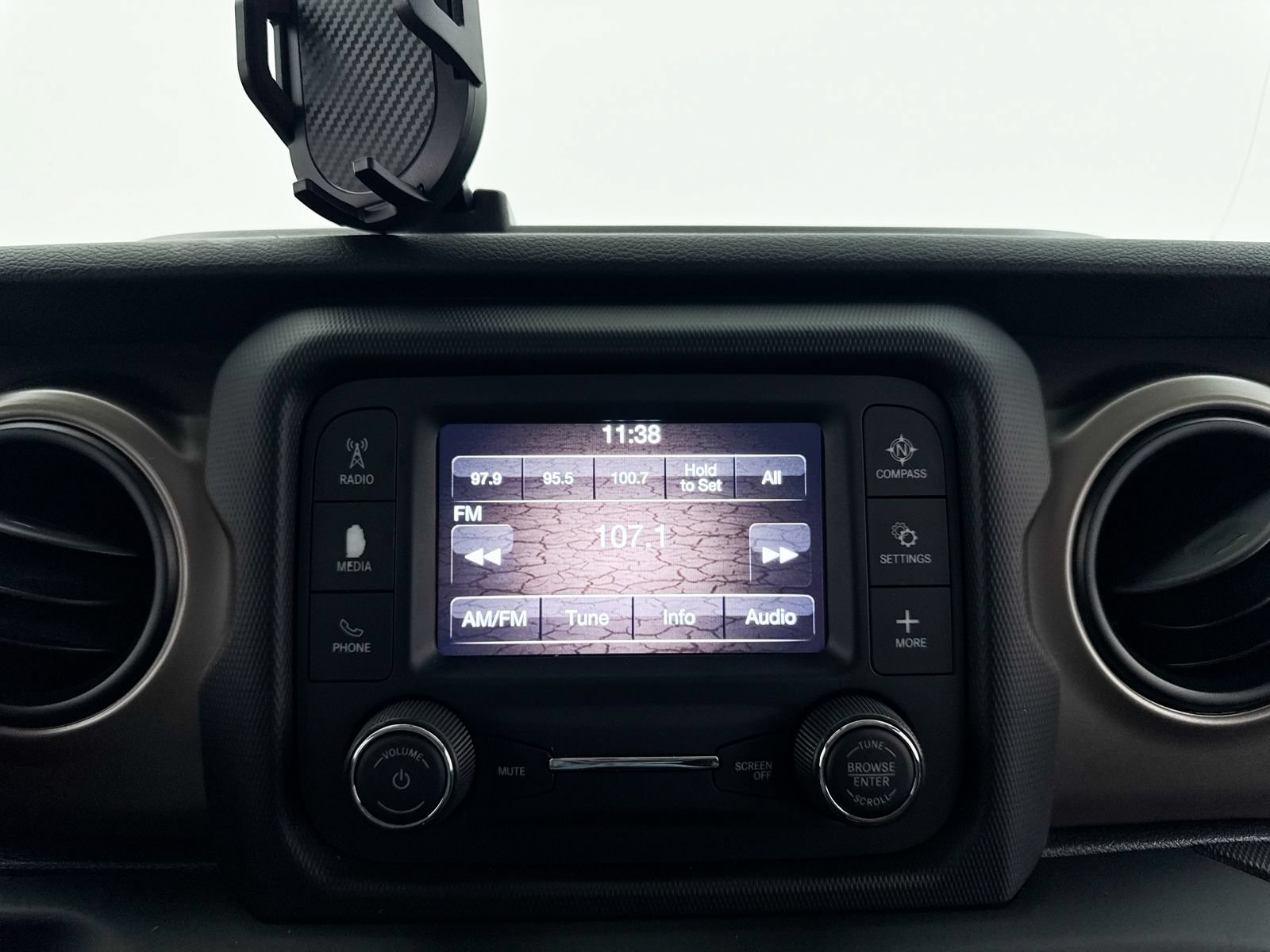Used 2020 Jeep Wrangler Unlimited Sport AWD/4WD image 5