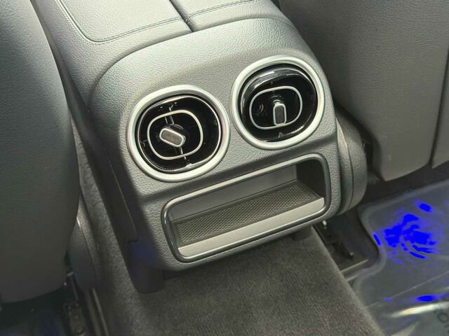 Certified 2025 Mercedes-Benz C 300 Sedan w/ Exclusive Trim Package image 16