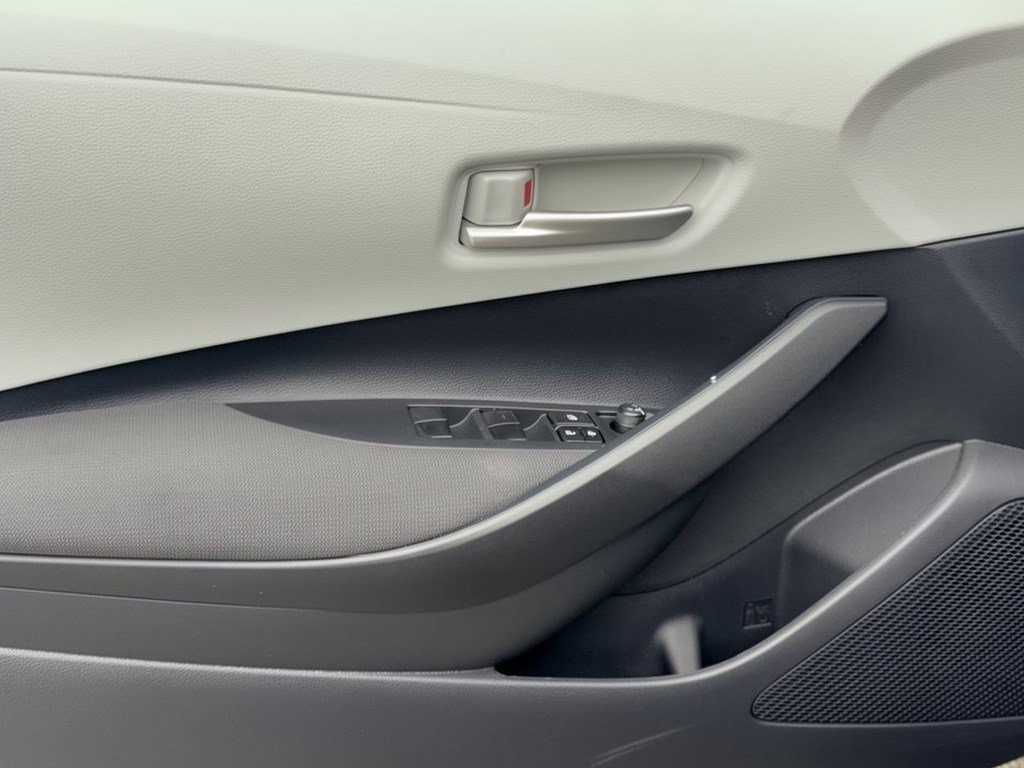 New 2027 Toyota Corolla SE FWD image 15