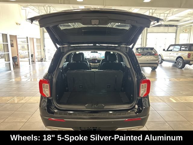 Used 2023 Ford Explorer XLT w/ Equipment Group 202A AWD/4WD image 28