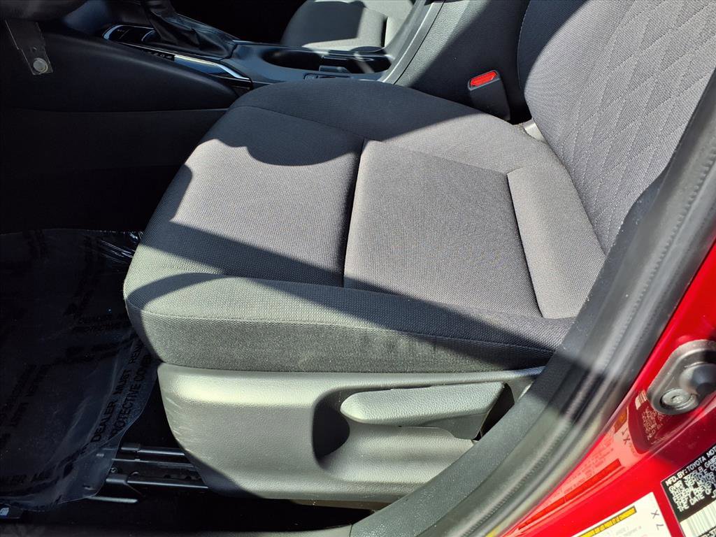 Used 2023 Toyota Corolla LE image 21