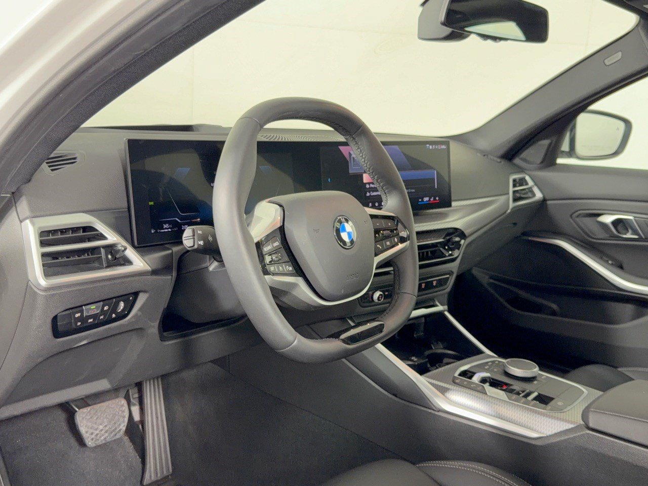 Used 2026 BMW 330i Sedan RWD image 4
